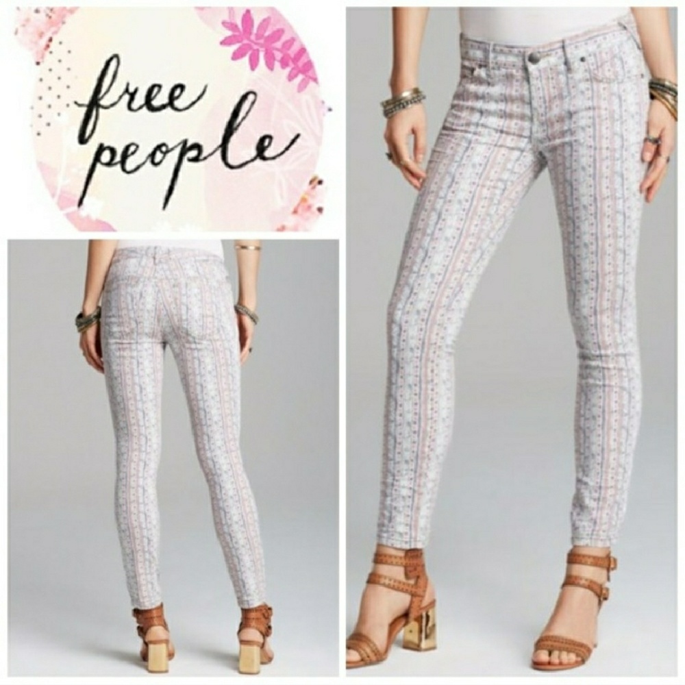 Free People skinny geo print  jeans  24